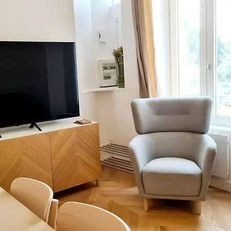 Apartment Les Chevrons - Charme De L'ancien Et Modernite Nantes